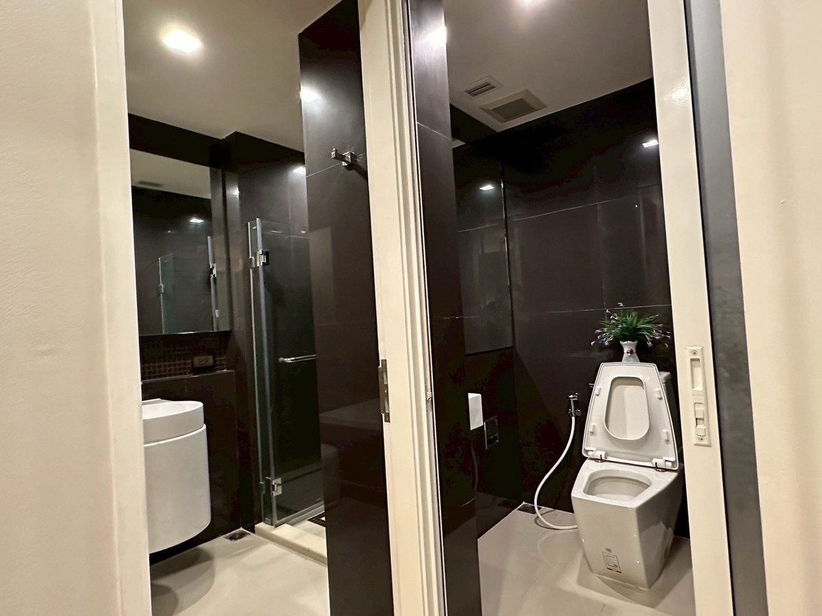 ให้เช่าคอนโดอ่อนนุช อุดมสุข : ให้เช่าคอนโด Rhythm สุขุมวิท 50 | ห้องสวย แต่งครบ พร้อมอยู่ 📍เดินถึง BTS อ่อนนุช 300 เมตร
