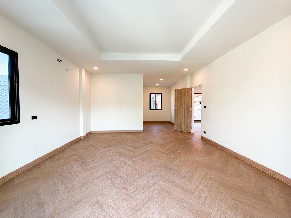 For SaleHousePinklao, Charansanitwong : Laddarom Pinklao / 4 bedrooms (for sale), Laddarom Pinklao / 4 Bedrooms (FOR SALE) AOM101