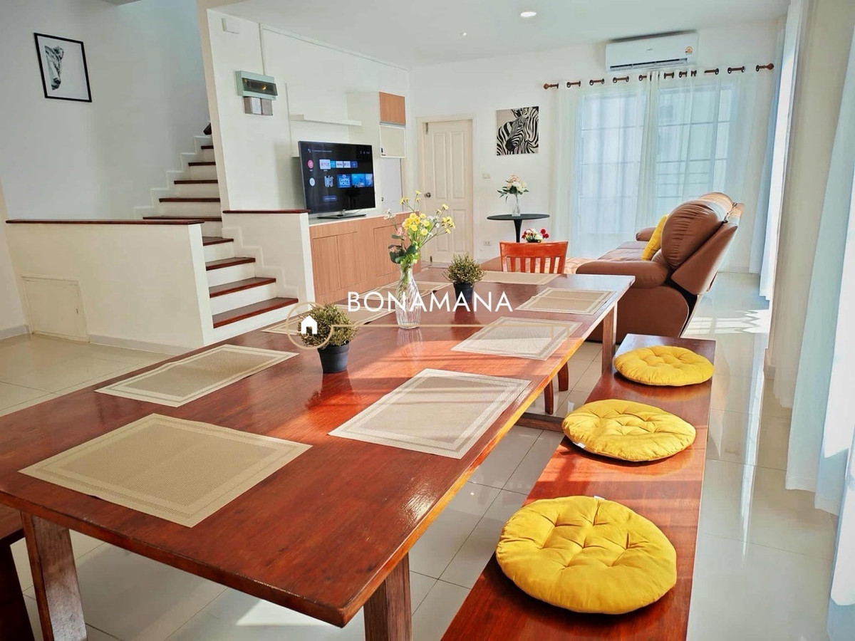 For RentTownhomeThaphra, Talat Phlu, Wutthakat : Townhome for rent, newly renovated, The URBAN Sathorn 🐶🐱 Pets allowed (BTS Bang Wa 1.8km)
