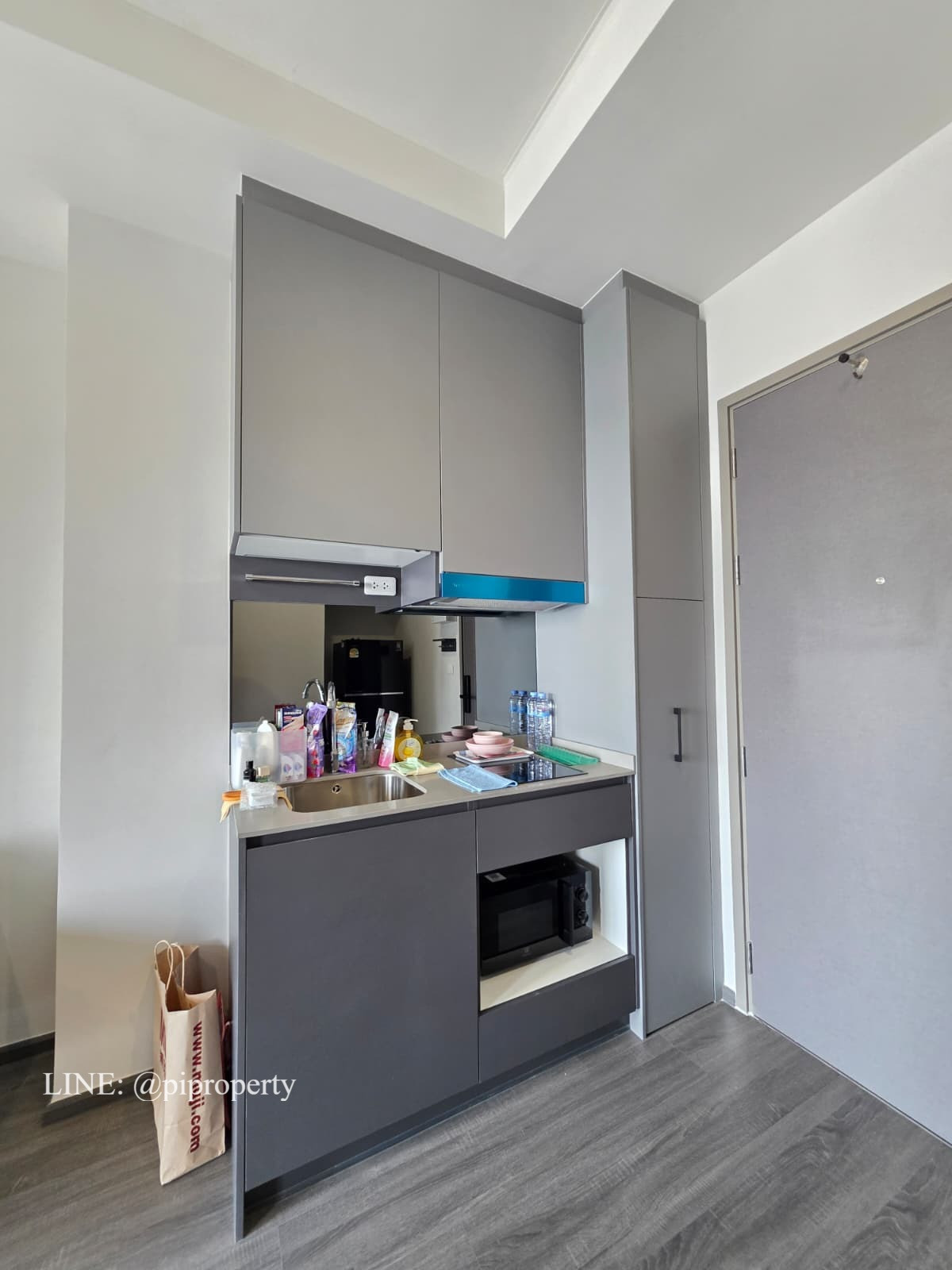 ให้เช่าคอนโดคลองเตย กล้วยน้ำไท : ห้องพักพร้อมเฟอร์นิเจอร์ครบครันให้เช่า ในย่านสุขุมวิท - พระราม 4 พร้อมเข้าอยู่ได้ทันที