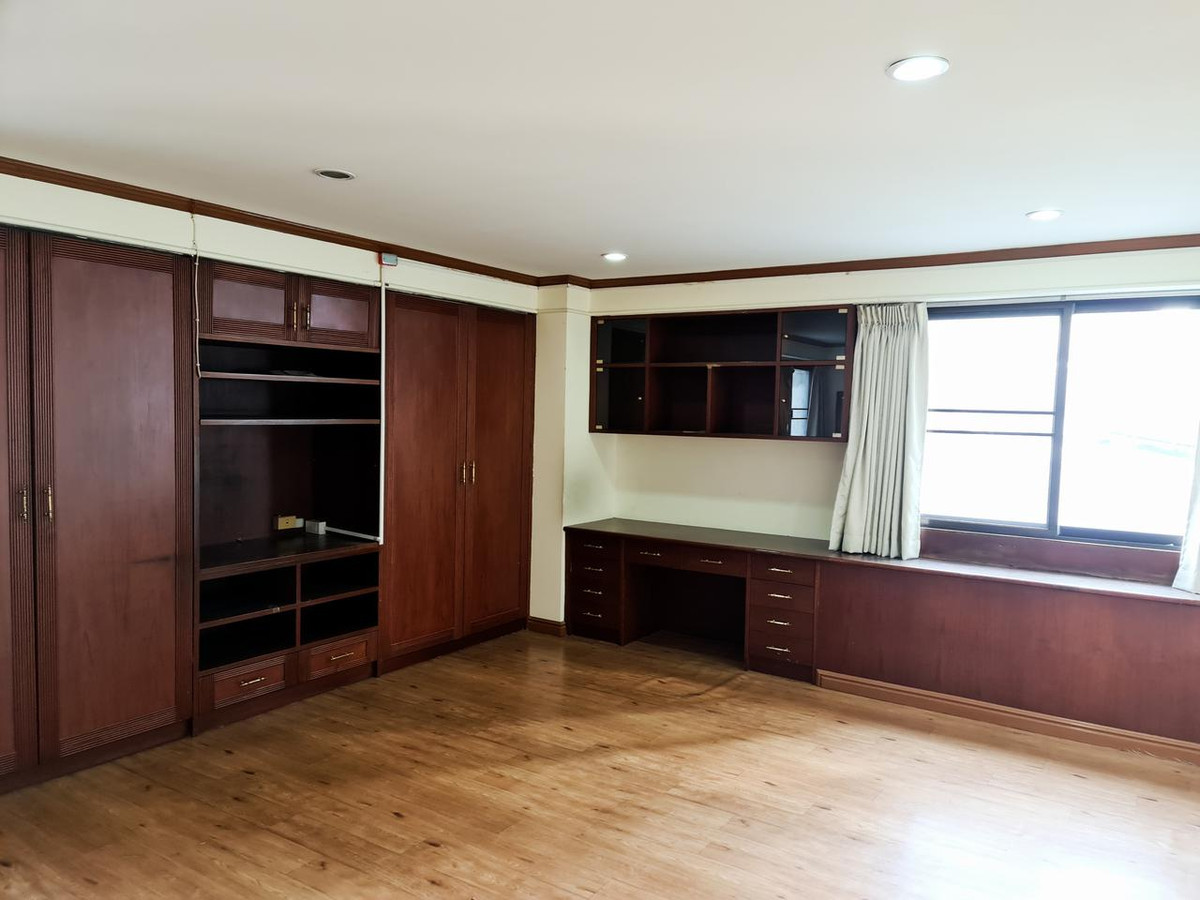 ขายคอนโดวิทยุ ชิดลม หลังสวน : Ploenchit Terrace / 3 Bedroom (FOR SALE), เพลินจิต เทอเรส / 3 ห้องนอน (ขาย) BJ115