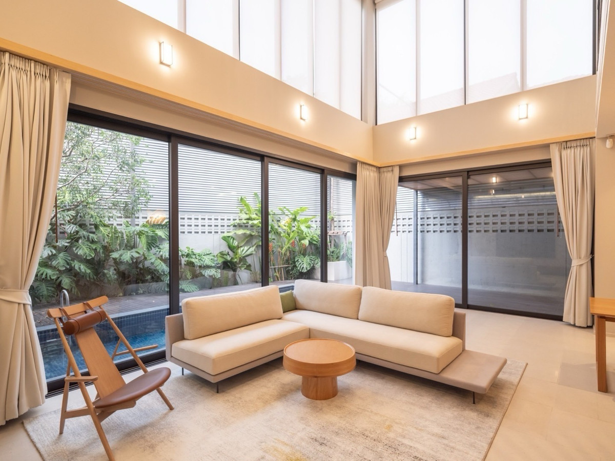 ให้เช่าบ้านสะพานควาย จตุจักร : ให้เช่าบ้านเดี่ยวบ้านบ้านวิภาวดี20 pool villa สุด luxury🌟🌈🌲 豪华泳池别墅出租，位于Vibhavadi 20区。