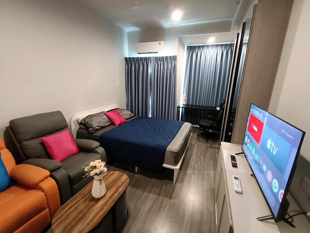 For RentCondoSeri Thai, Ramkhamhaeng Nida : double sofa studio