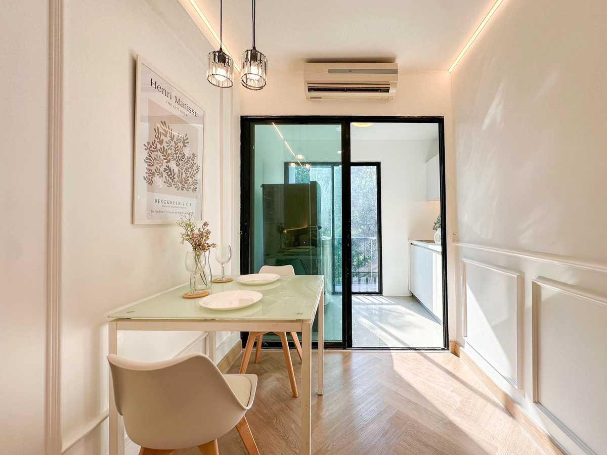 ขายคอนโดบางนา แบริ่ง ลาซาล : 🔥 [HOT DEAL] ลดแรง 2 แสน!  🌟 ขาย iCondo สุขุมวิท 105 (ลาซาล)  🍳 ครัวแยกกั้นกระจก  🎁 เฟอร์ฯ ใหม่ครบพร้อมอยู่ !