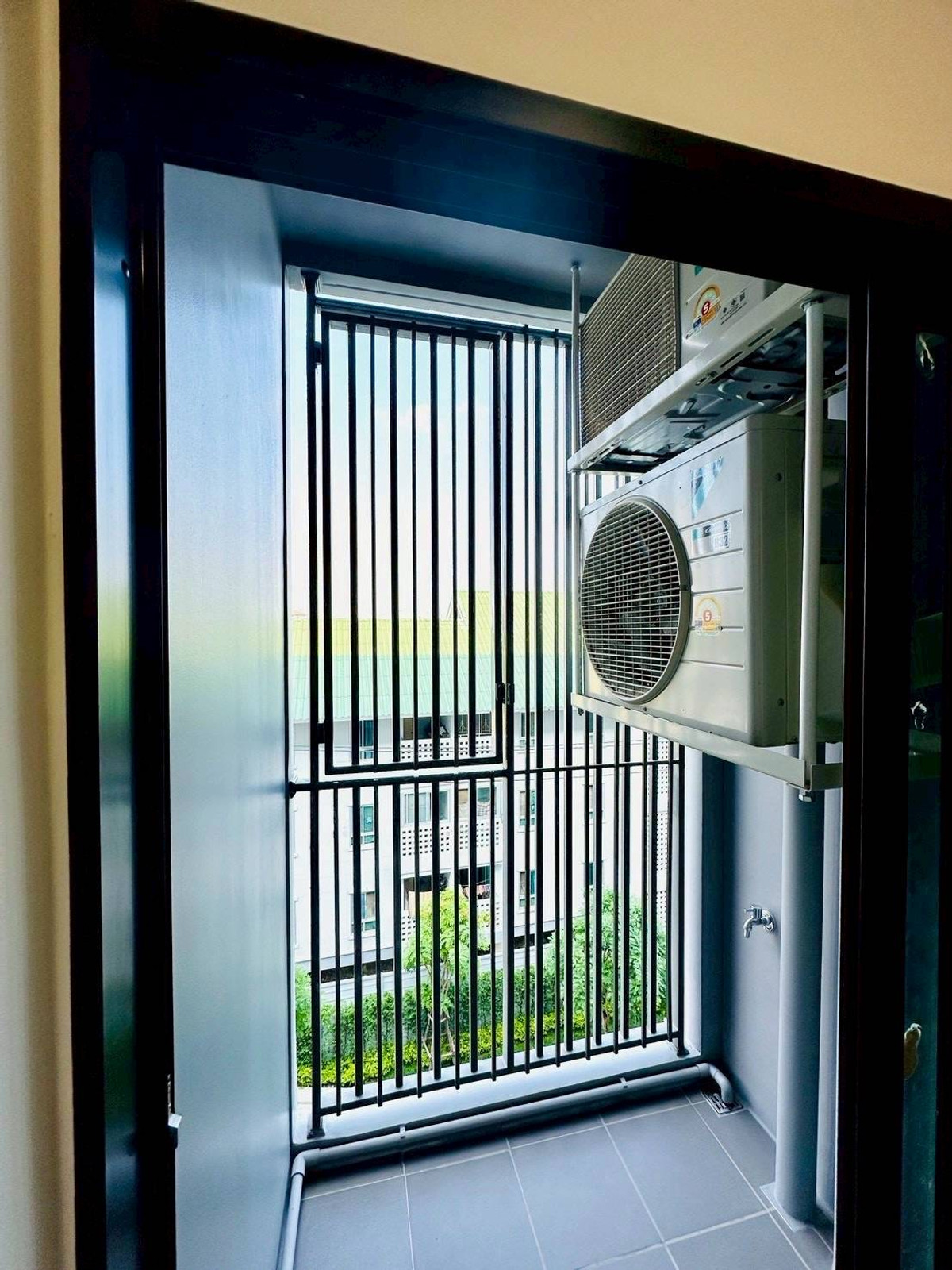 ให้เช่าคอนโดปทุมธานี รังสิต ธรรมศาสตร์ : คอนโดเช่า  Kave Wonderland ใกล้ ม.ธรรมศาสตร์รังสิต เลี้ยงสัตว์ได้ 1 ห้องนอน 11,000/เดือน