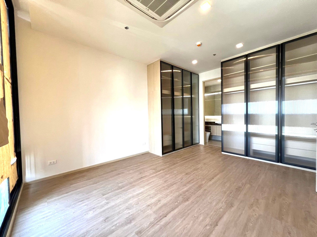 คอนโดสุขุมวิท อโศก ทองหล่อ : ให้เช่า/ขาย คอนโด   NOBLE STATE 39  Penthouse  2 ห้องนอน 105 ตร.ม.  ใกล้ เอ็มควอเทียร์ ห่างรถไฟฟ้า 400เมตร