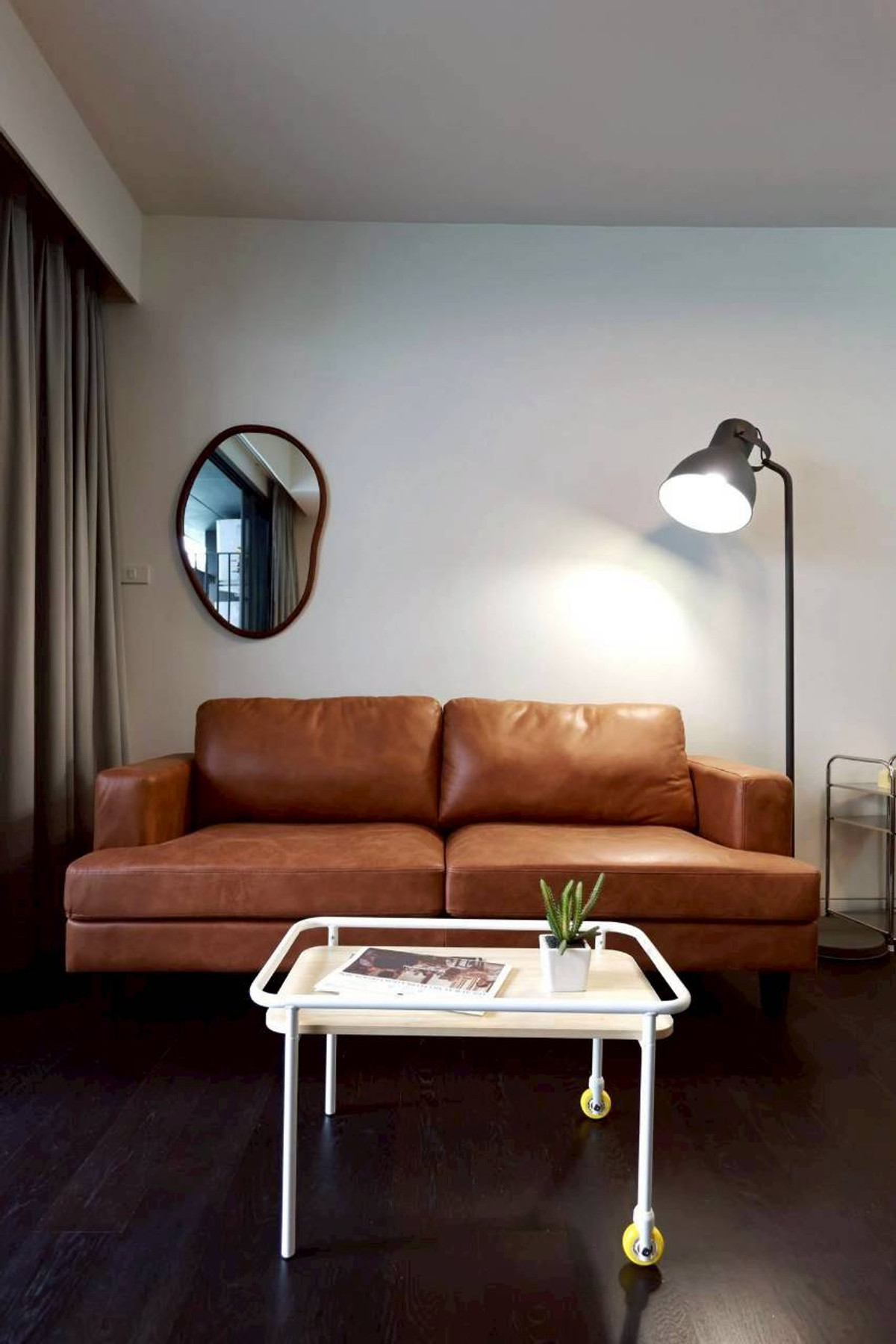 ให้เช่าคอนโดสุขุมวิท อโศก ทองหล่อ : ✅ SMJU105 ✅ Line : @p2nproperty