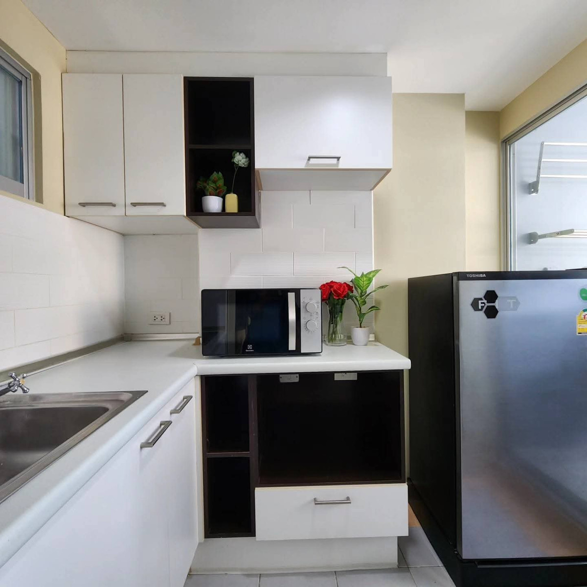 For RentCondoOnnut, Udomsuk : Condo for rent Lumpini Ville Sukhumvit 77 (BTS Onnut 900 meters), fully furnished, ready to move in.