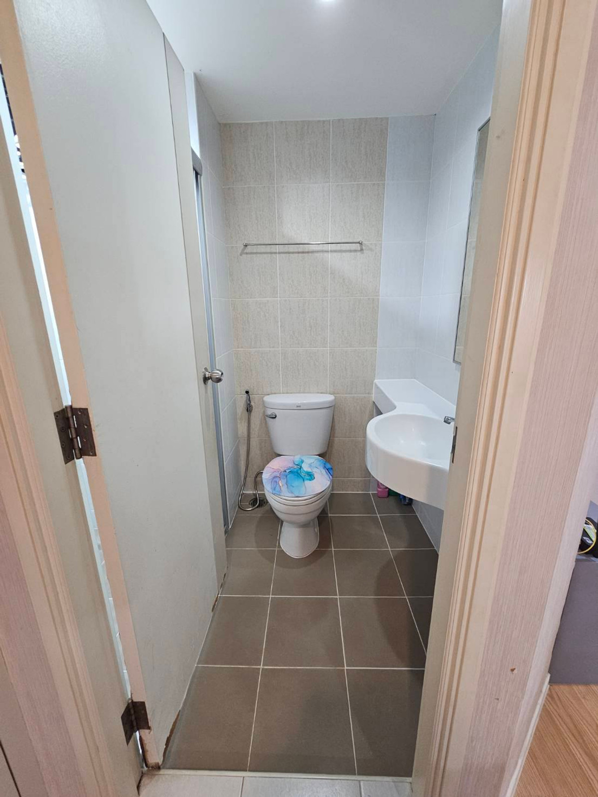 ขายคอนโดบางนา แบริ่ง ลาซาล : K-6825 ห้องเฟอร์นิเจอร์บิ้วอิน พร้อมอยู่ ชั้นสูง 🔥🔥 ขาย !!  คอนโด LPN เมกะบางนา ใกล้ IKEA เมกะบางนา