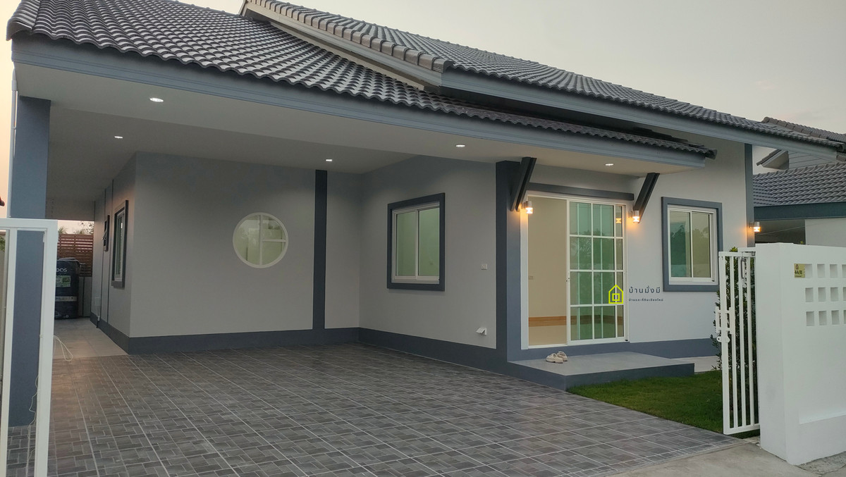 For SaleHouseChiang Mai : House near Nong Chom Intersection (Likhit Chiwan), near Ton Kla School, San Sai District, Chiang Mai.