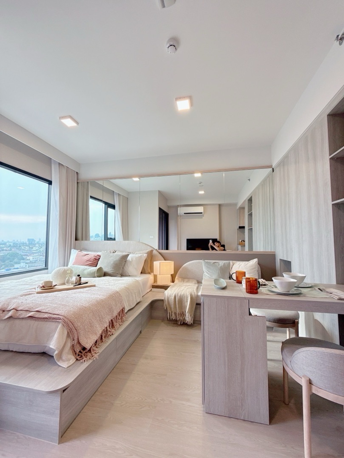 For SaleCondoKasetsart, Ratchayothin : 𝐂𝐎𝐁𝐄 Kaset Sripatum 𝐅𝐑𝐄𝐄 down payment 𝐎 baht, installments 𝟗,𝟓𝟎𝟎/month, new room from the project, best price.