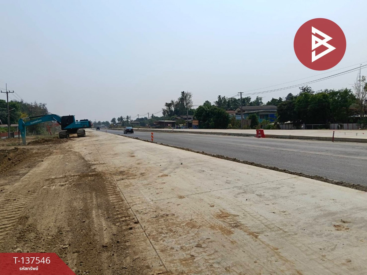 For SaleLandPhitsanulok : Beautiful plot of land for sale, area 233 sq m, next to the main road. Phitsanulok-Kamphaeng Phet