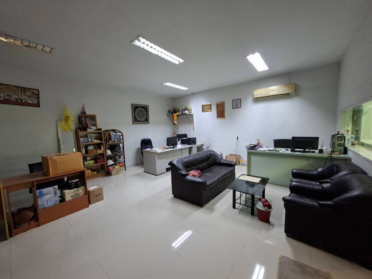 ขายโกดังพัทยา บางแสน ชลบุรี สัตหีบ : อาคารโกดัง พร้อมสิ่งปลูกสร้าง ซอย ชากยายจีน ถนน ทุ่งศุขลา ตำบล ทุ่งสขลา อำเภอศรีราชา ชลบุรี ⚡ราคาถูก! 25,000,000 บาท⚡