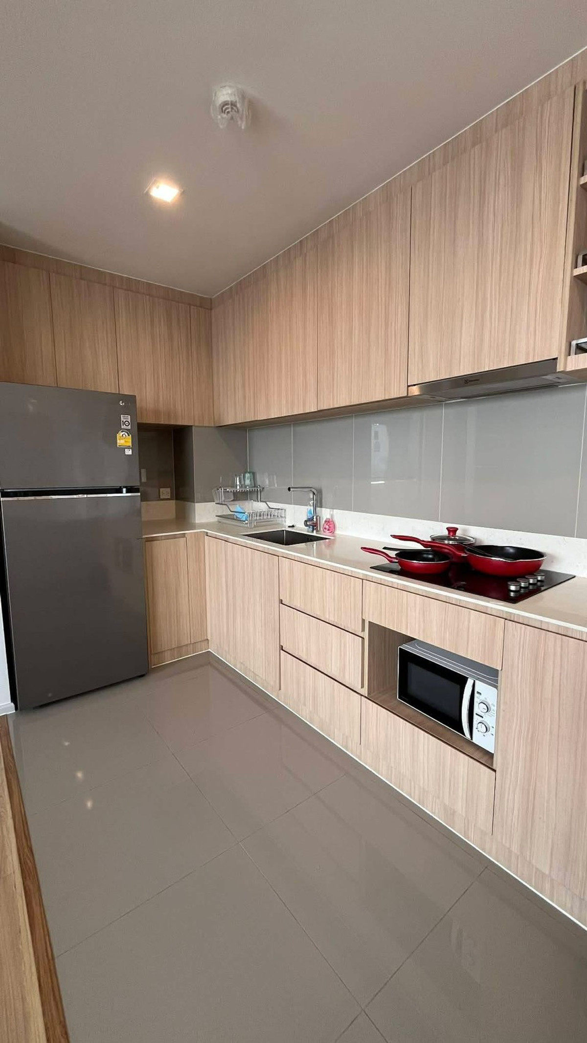 ขายคอนโดสะพานควาย จตุจักร : FQ ขายคอนโด M Jatujak (Pet Friendly) ราคา 18,500,000 บาท [MKs260401]