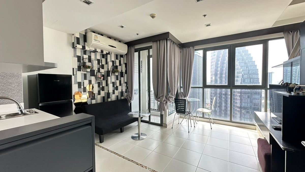 ขายคอนโดพระราม 9 เพชรบุรีตัดใหม่ RCA : Ideo Mobi Rama 9 / Duplex 1 Bedroom (SALE WITH TENANT), ไอดีโอ โมบิ พระราม 9 / ดูเพล็กซ์ 1 ห้องนอน (ขายพร้อมผู้เช่า) JSMN182