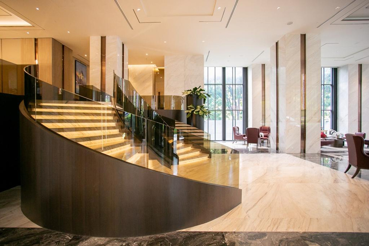 For RentCondoSukhumvit, Asoke, Thonglor : 🔥🔥 FOR RENT 🔥🔥🔥 Hyde Heritage Thonglor, (3 Bedrooms, 3 Bathrooms, 130 SQM) Ready to move in !! 🚝 Near BTS Thonglor