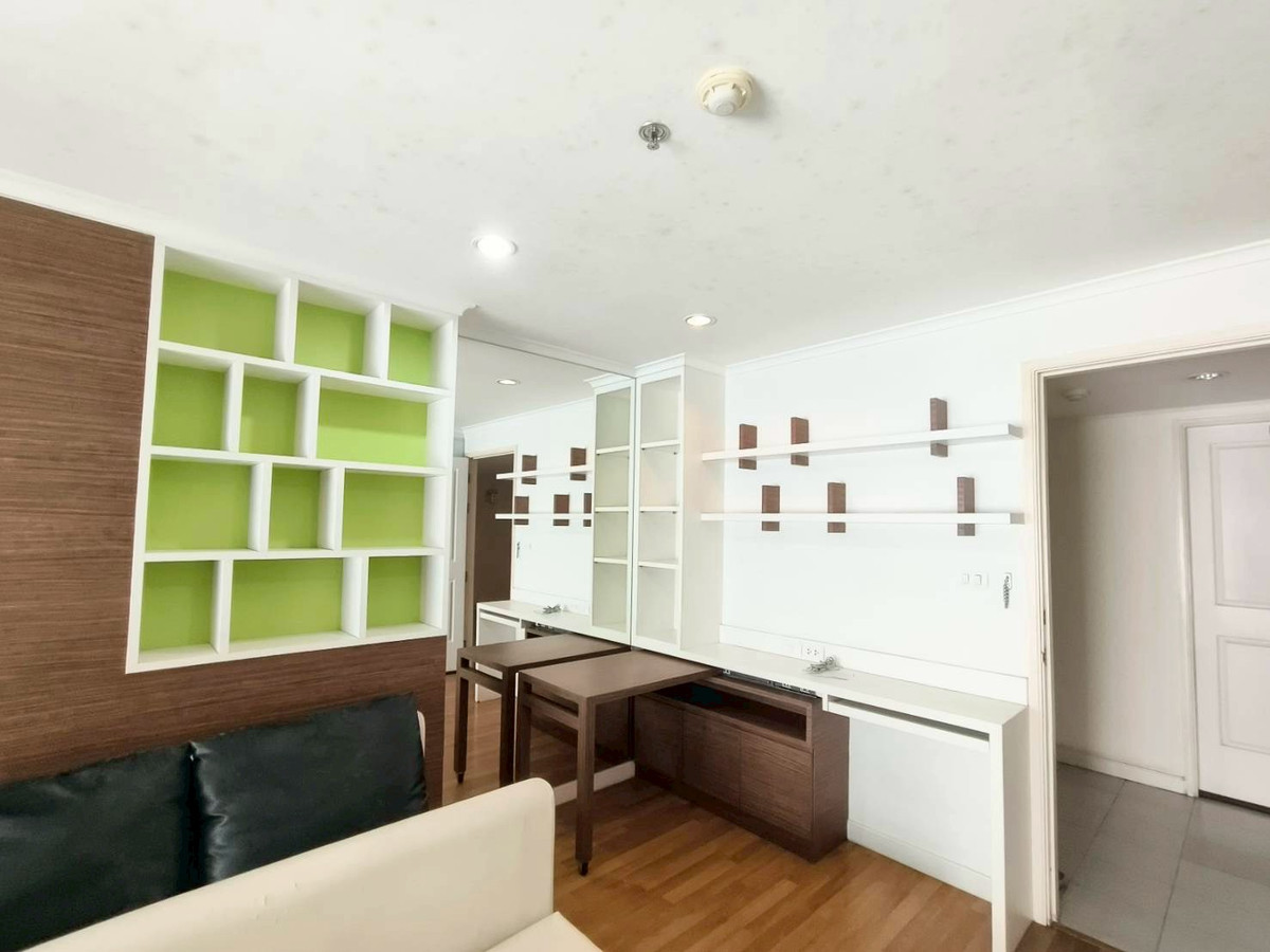 ขายคอนโดนวมินทร์ รามอินทรา : (รหัส S5489) ขายคอนโด โครงการ Lumpini Place Ramindra - Laksi : ลุมพินี เพลส รามอินทรา - หลักสี่ // คอนโดทำเลดี ตรงข้ามเซ็นทรัล ใกล้ MRT เพียง 200 ม.