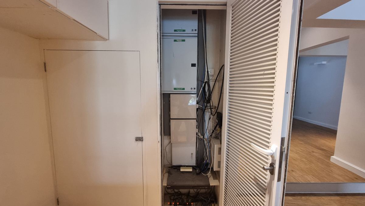 For SaleTownhomeSukhumvit, Asoke, Thonglor : Townhouse for sale, renovated, Thonglor, 4 bedrooms, 3 bathrooms, land size 30 sq m.