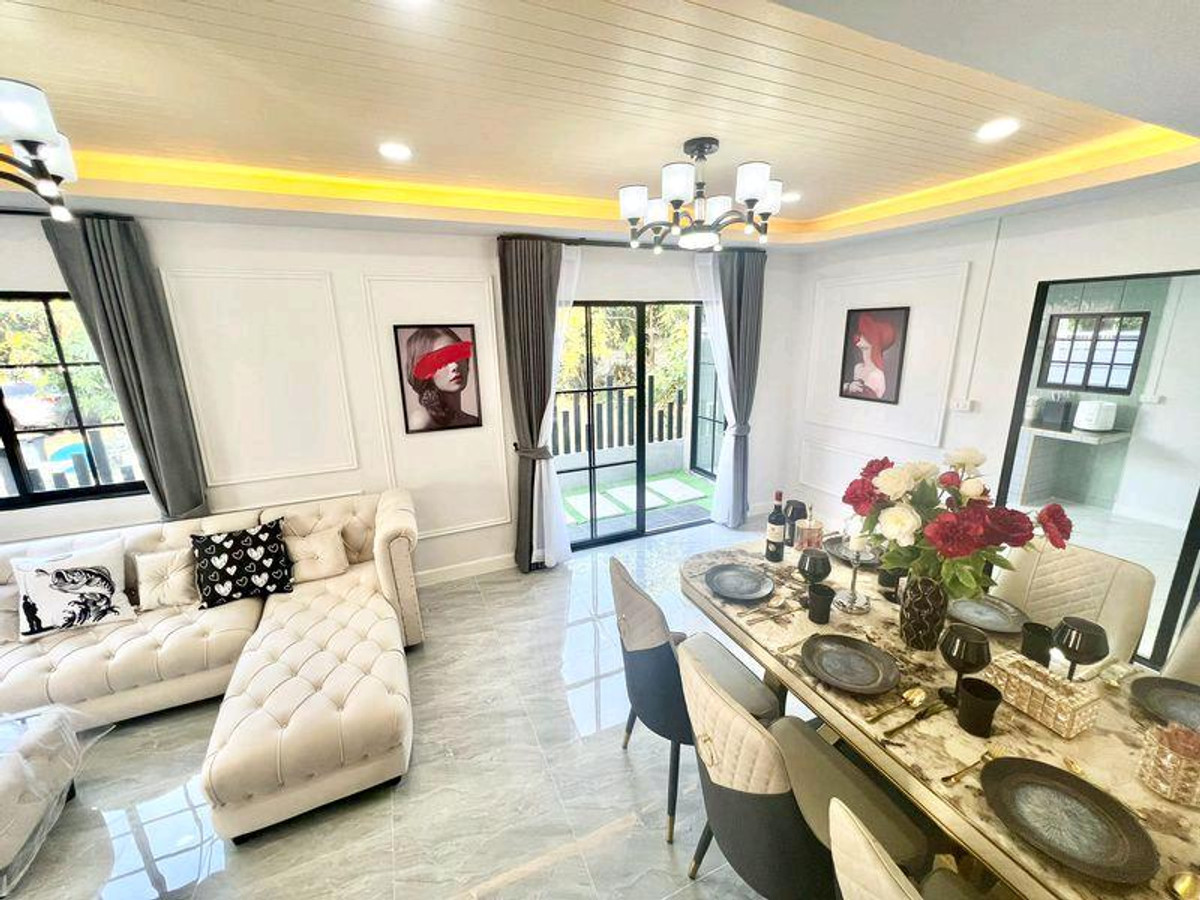 ขายทาวน์โฮมพัฒนาการ ศรีนครินทร์ : ขายด่วน❗️ทาวน์โฮม2ชั้น พฤกษาวิลล์ 50/2 ซอยมีสทีน รามคำแหง 