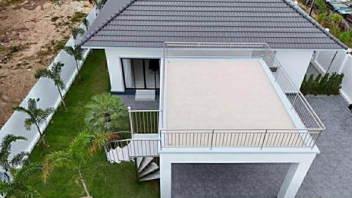 For SaleHousePattaya, Bangsaen, Chonburi : Luxury Pool Villa for Sale Huai Yai, Brand New House with Private Pool Near Sukhumvit Road and Jomtien Beach, Ideal for Investment and Daily Rental