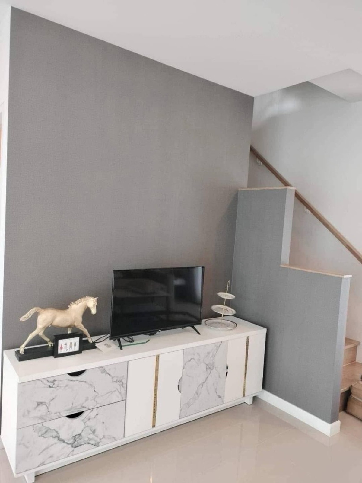 ให้เช่าทาวน์โฮมสมุทรปราการ สำโรง : #R9772 🎉 280369 ให้เช่าบ้าน Lumpini Town Place Sukhumvit-Srinakarin (รหัสเดิม R7533)