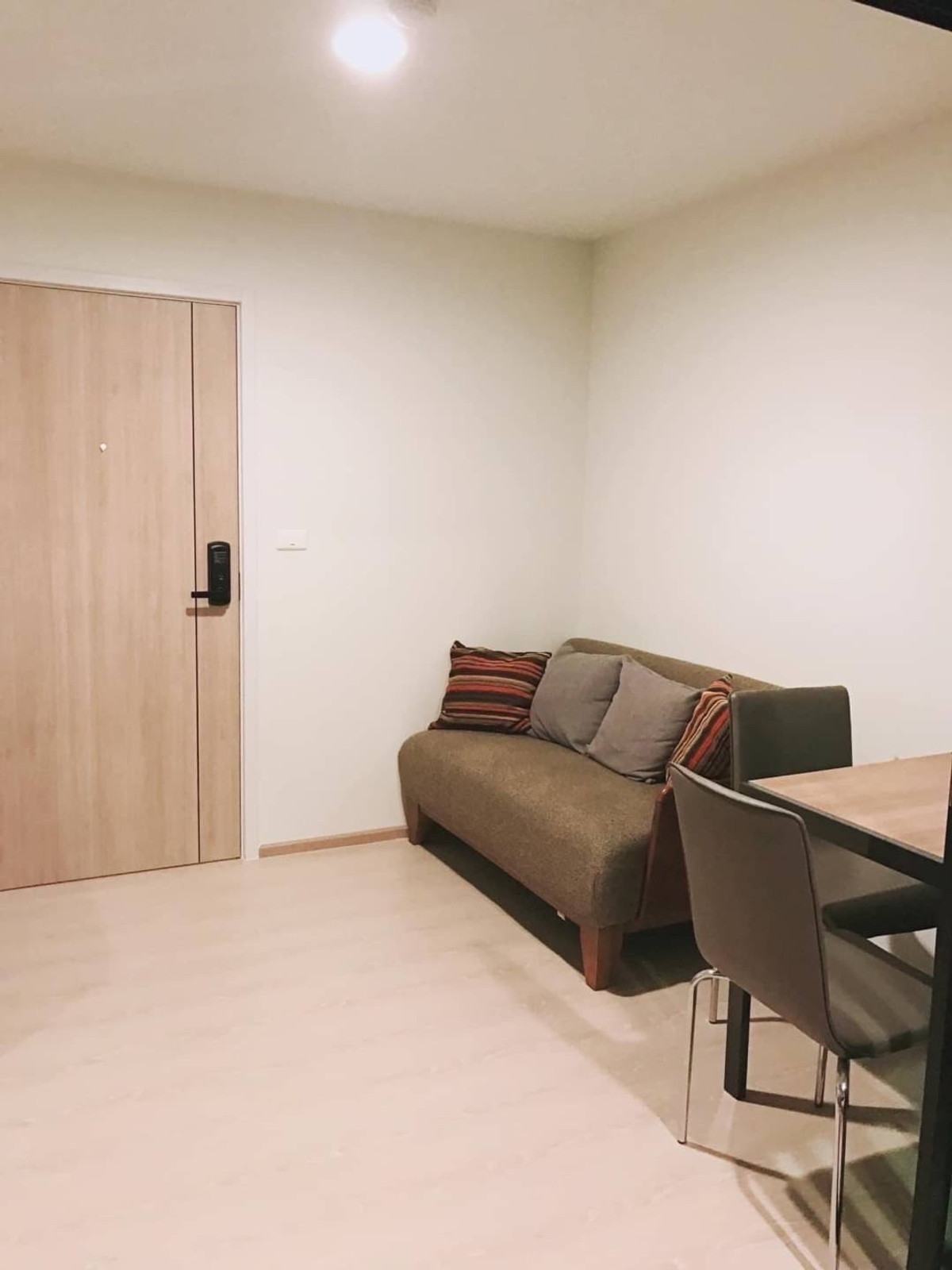 ขายคอนโดบางนา แบริ่ง ลาซาล : +++ขายด่วน+++  The Excel Parc Lasalle 19*** 1 ห้องนอน 27.57 ตร.ม.  