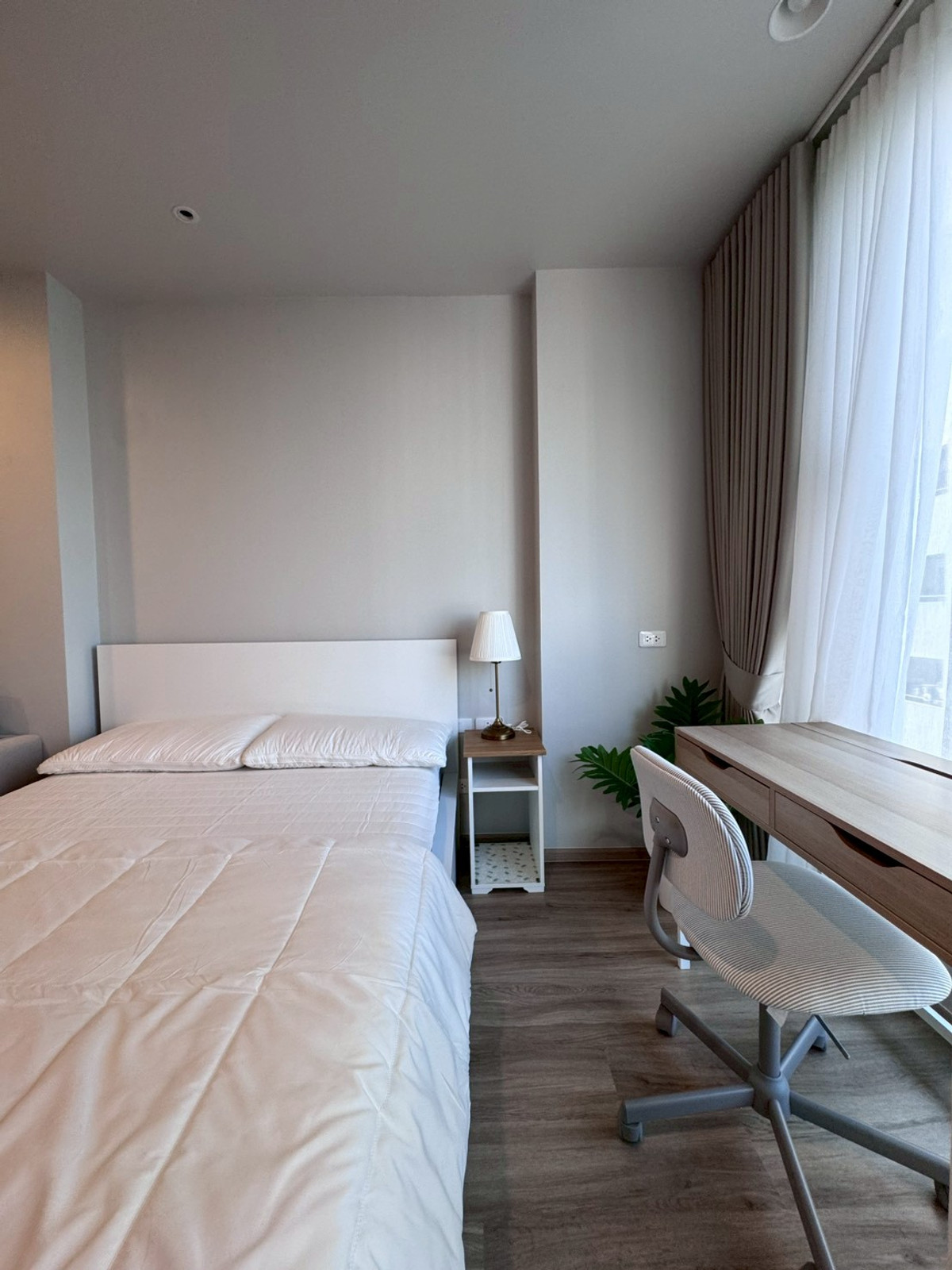 For RentCondoSukhumvit, Asoke, Thonglor : New Renovate FOR RENT Culture Thonglor Studio 26 sq.m. Ready to move in 300 m. to BTS Thonglor 22,000 THB / month