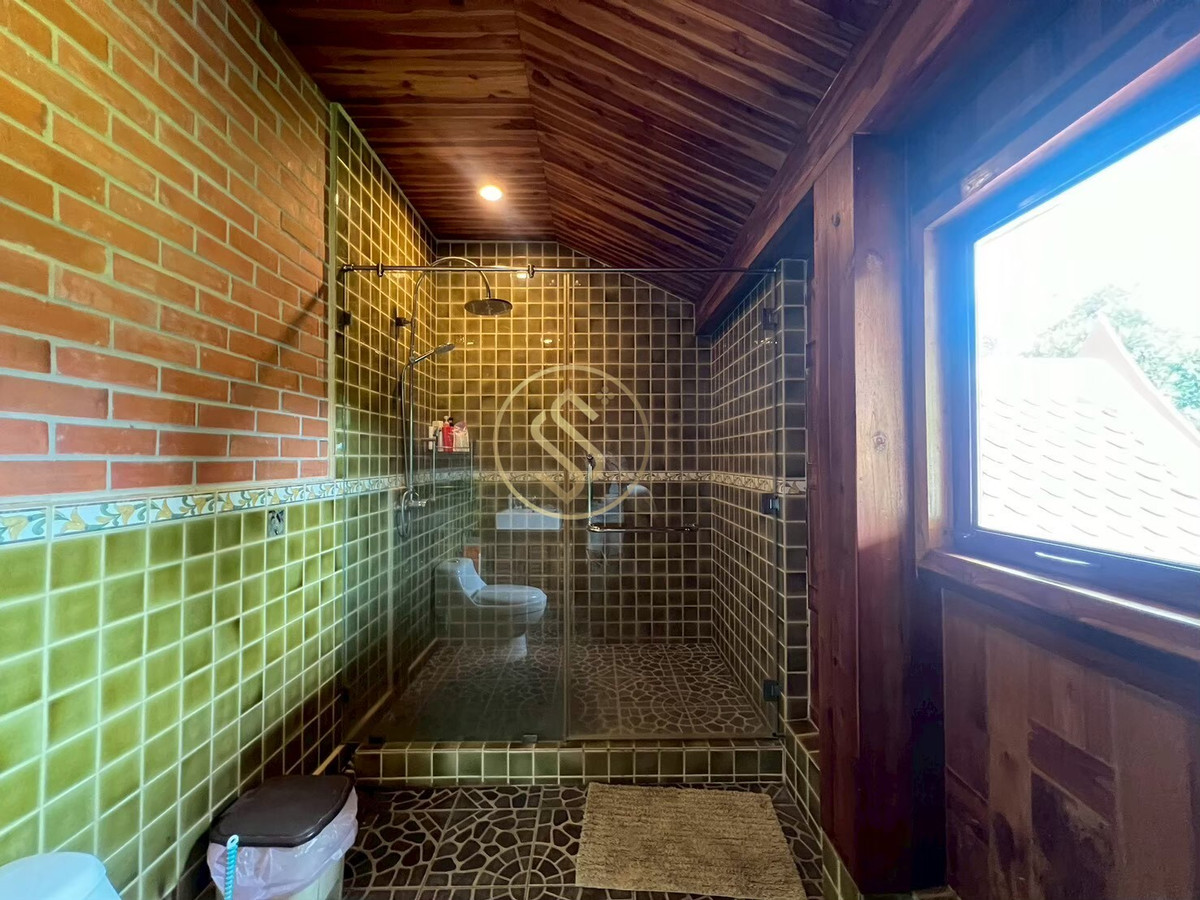 ขายบ้านชะอำ เพชรบุรี : ขายบ้านเรือนไทยไม้สักทั้งหลัง  ในโครงการ ปาล์มฮิลส์ กอล์ฟ คลับ แอนด์ เรสซิเดนซ์ ทำเลชะอำ ,เพชรบุรี