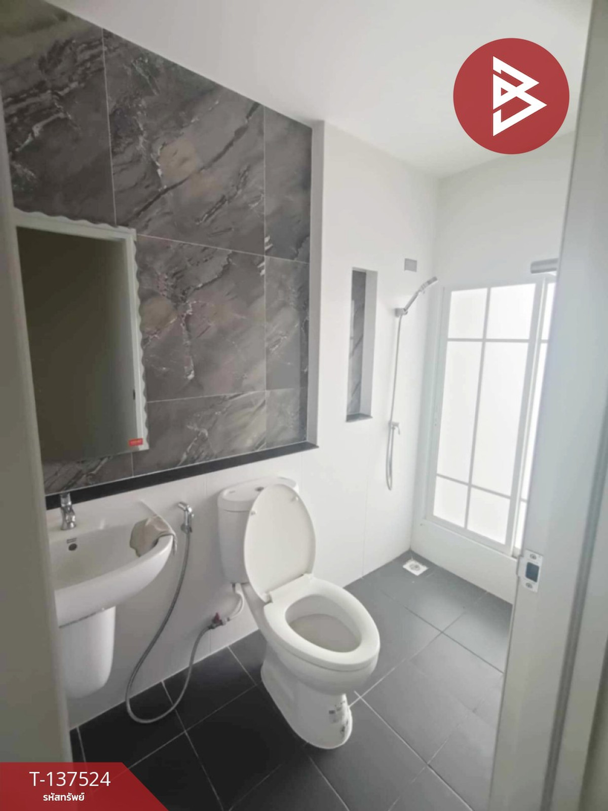 ขายทาวน์โฮมปทุมธานี รังสิต ธรรมศาสตร์ : ขายทาวน์เฮ้าส์ หมู่บ้านไอลีฟ ไพร์ม วงแหวน-รังสิตคลอง4 (I Leaf Prime Wongwaen-Rangsit Klong4) คลองหลวง ปทุมธานี