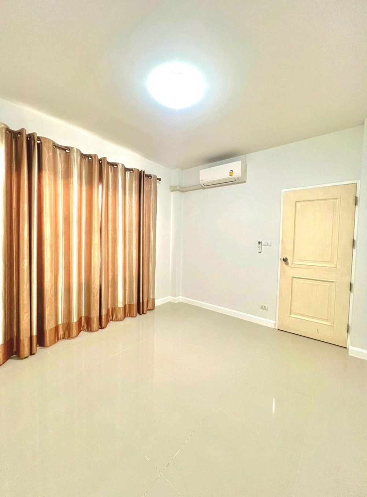 ขายบ้านเชียงใหม่ : ขายบ้านเดี่ยว บ้านชั้นเดียว หมู่บ้าน อรสิริน 3 ห้องนอน 2 ห้องน้ำ ต.สันปูเลย อ.ดอยสะเก็ด จ.เชียงใหม่