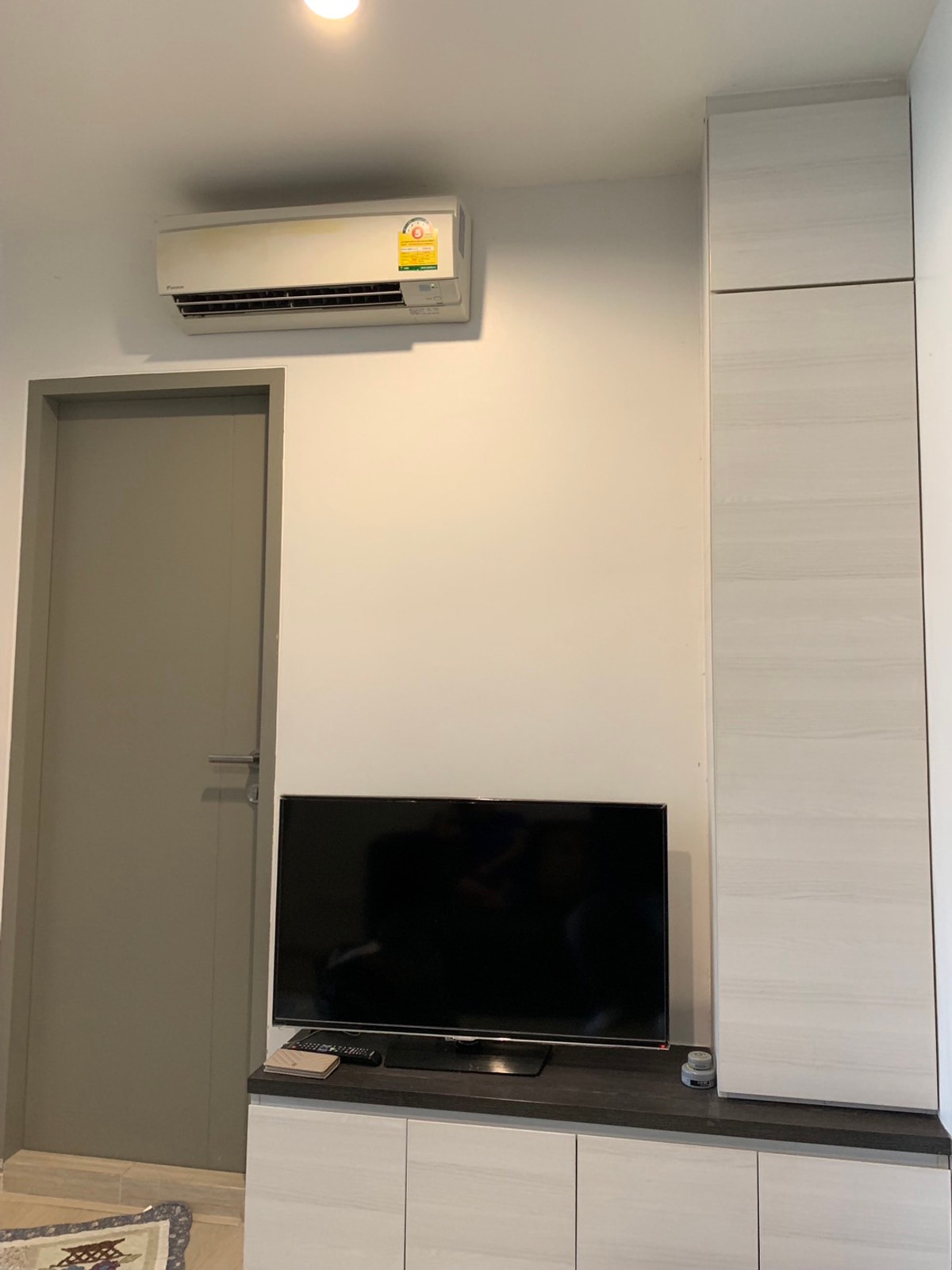 For RentCondoRatchadapisek, Huaikwang, Suttisan : !! Beautiful room for rent, Condo Life Ratchadapisek, near MRT Huai Khwang.