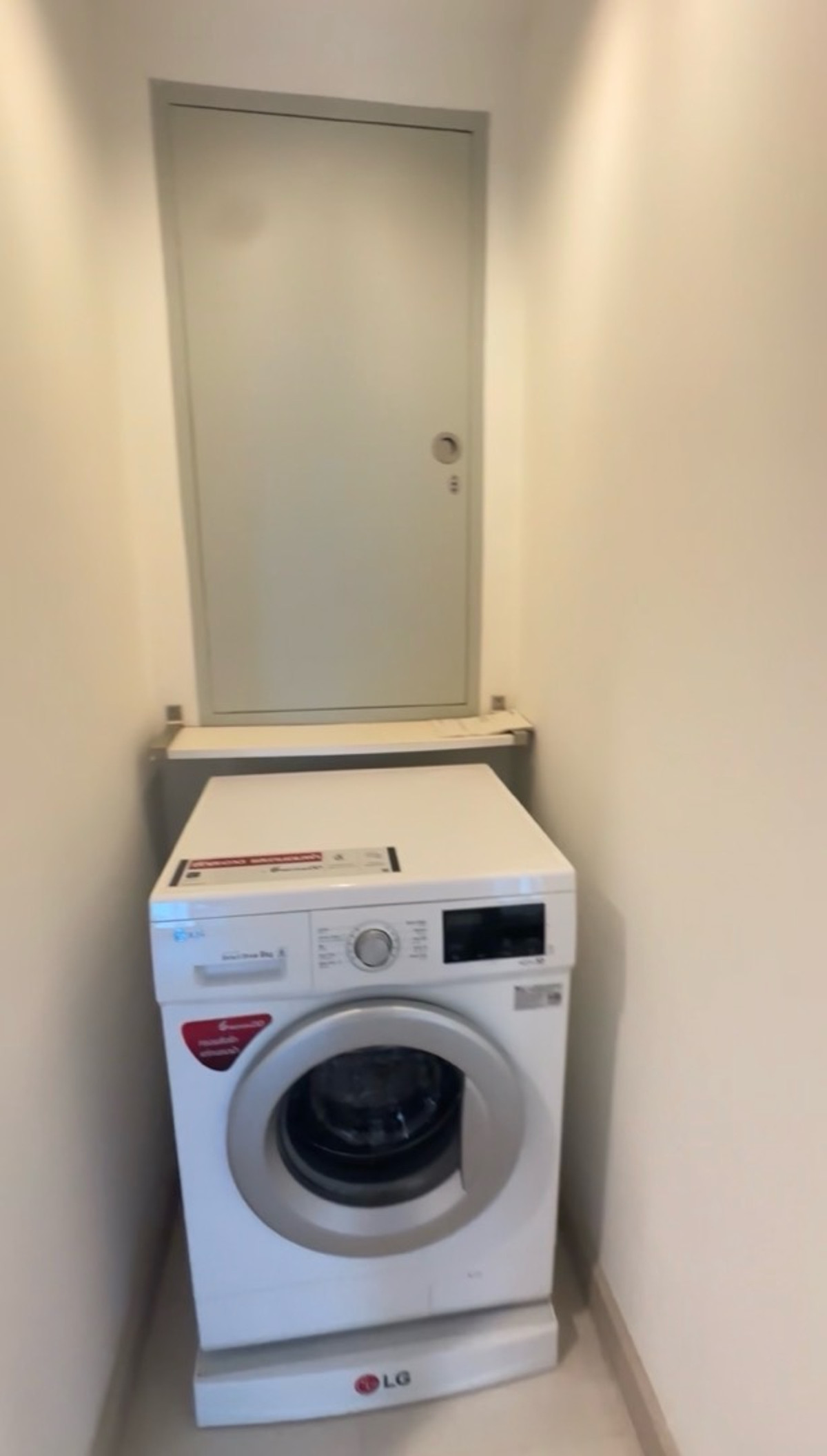 ให้เช่าคอนโดพระราม 9 เพชรบุรีตัดใหม่ RCA : ด่วน ‼️ Ideo mobi rama9 ‼️ห้องใหญ่ 57ตรม. 
2bed 2bath 28,000/เดือน พร้อมเข้าอยู่ 
เดินไป mrt rama9 ได้เลย ✨