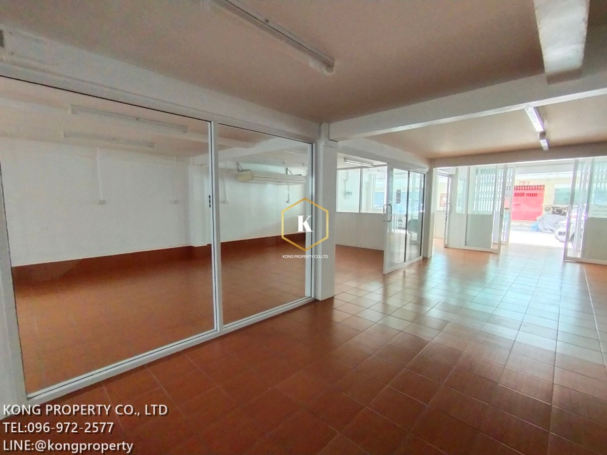 For RentWarehouseBang kae, Phetkasem : Factory for rent, food production, cosmetics production, Phetkasem 69, Nong Khaem, Bangkok