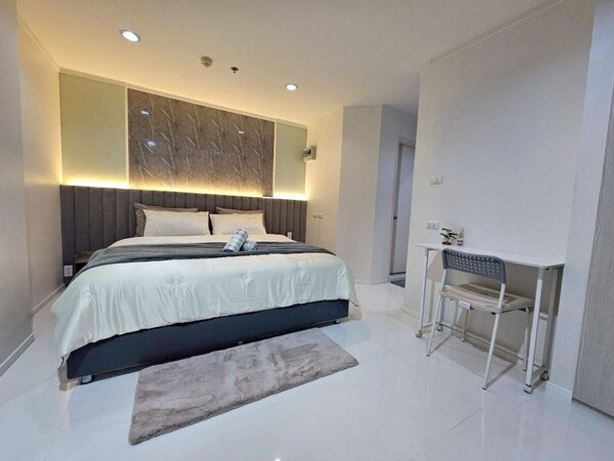 For RentCondoOnnut, Udomsuk : Condo for rent Lumpini Sukhumvit 77-2 BTS On Nut