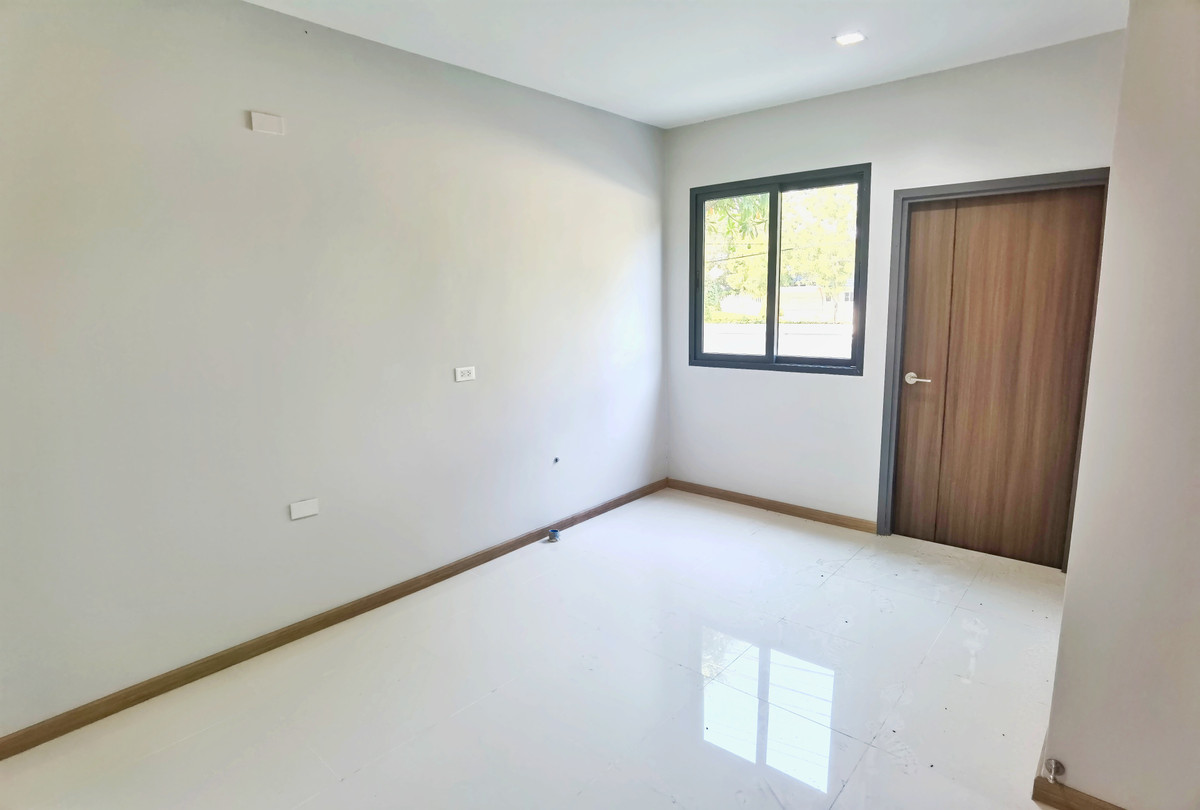 ขายบ้านนนทบุรี บางใหญ่ บางบัวทอง : [ขายขาดทุน 3 ล้าน!] บ้านเดี่ยวหลังใหญ่ ซื่อตรง พรีเมี่ยม บางบัวทอง-340 สภาพมือหนึ่ง 106 ตร.ว. ใกล้เซ็นทรัลเวสต์เกต คุ้มที่สุดในย่าน! 