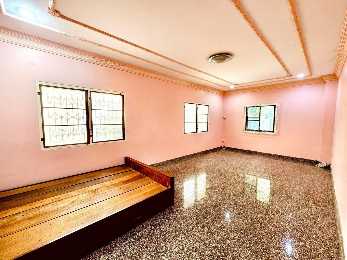 For RentHouseNonthaburi, Bang Yai, Bangbuathong : Single house for rent, Chor Rung Rueang 6 project, Bang Bua Thong, beautiful house, good condition, ready to move in.