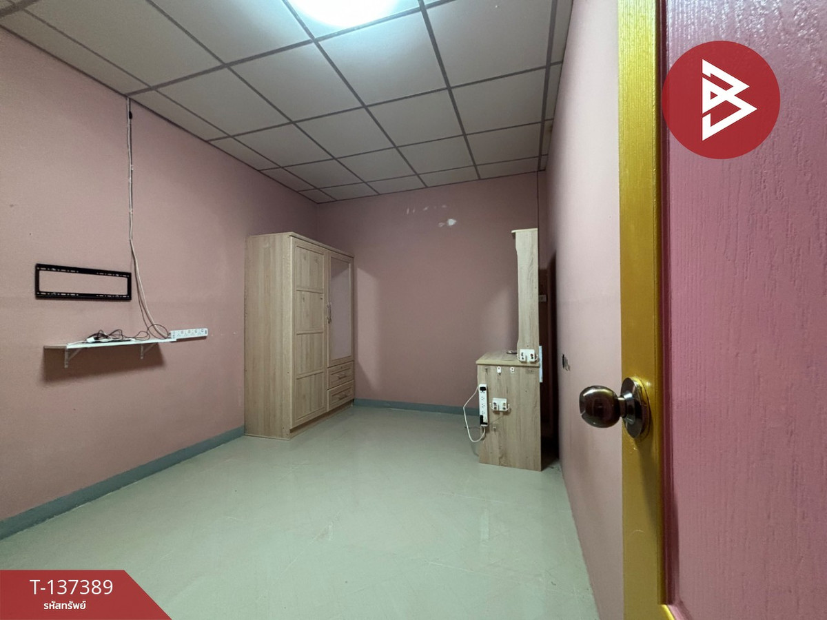 ขายทาวน์โฮมสมุทรปราการ สำโรง :  ขายทาวน์เฮ้าส์ หมู่บ้านวัลย์ลดา ประชาอุทิศ พระสมุทรเจดีย์ สมุทรปราการ