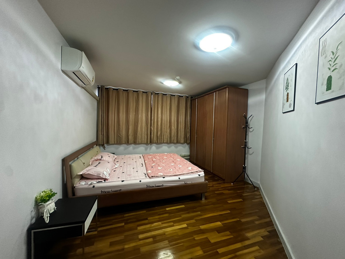 For RentCondoSukhumvit, Asoke, Thonglor : Tai Ping Tower – 3 Bed / 2 Bath, 22nd Floor for rent at 45k