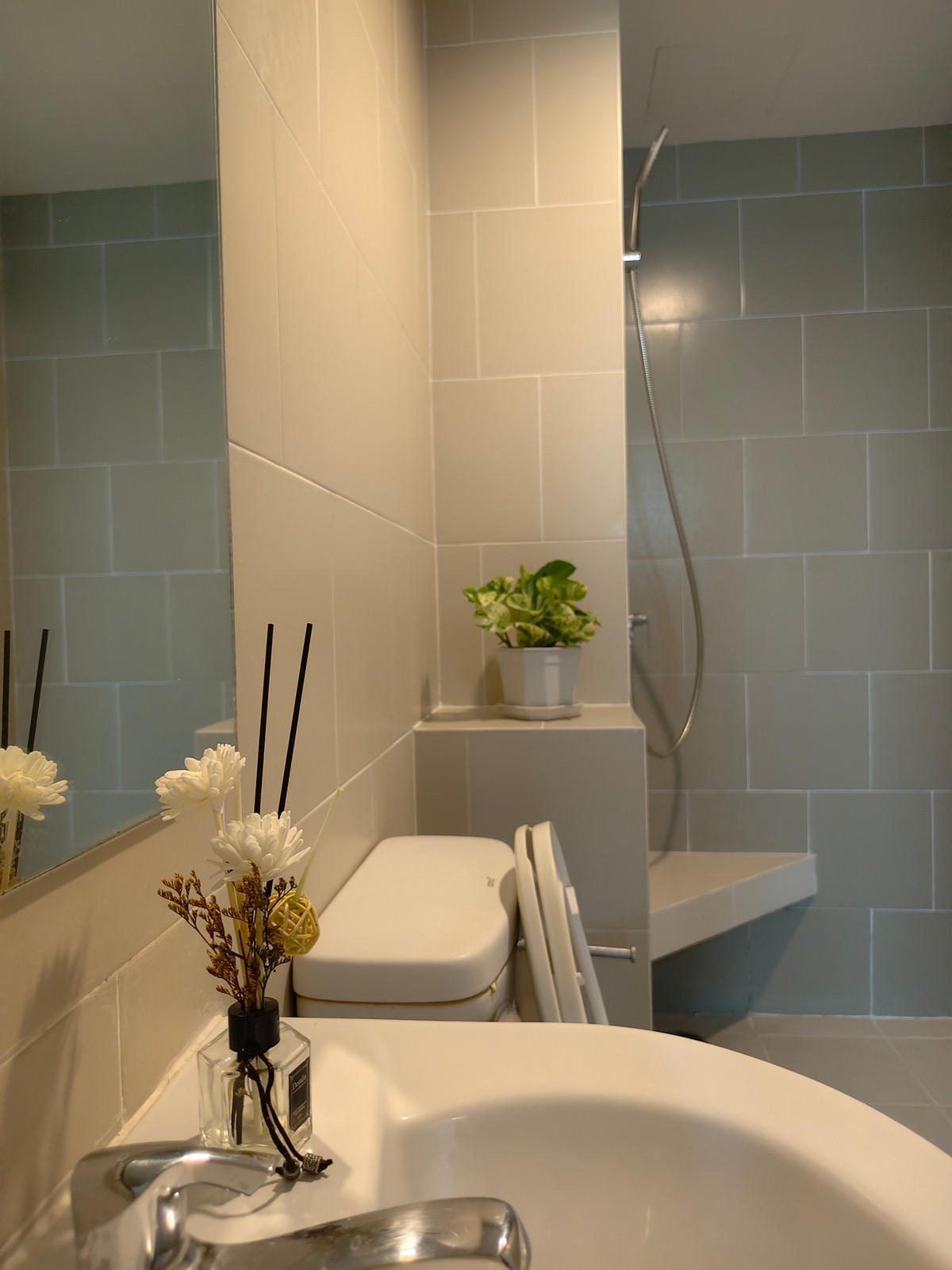 ขายคอนโดปทุมธานี รังสิต ธรรมศาสตร์ : ✅ขายด่วน 990,000  คอนโดเดอะคิทท์พลัสลำลูกกา คลองสอง 