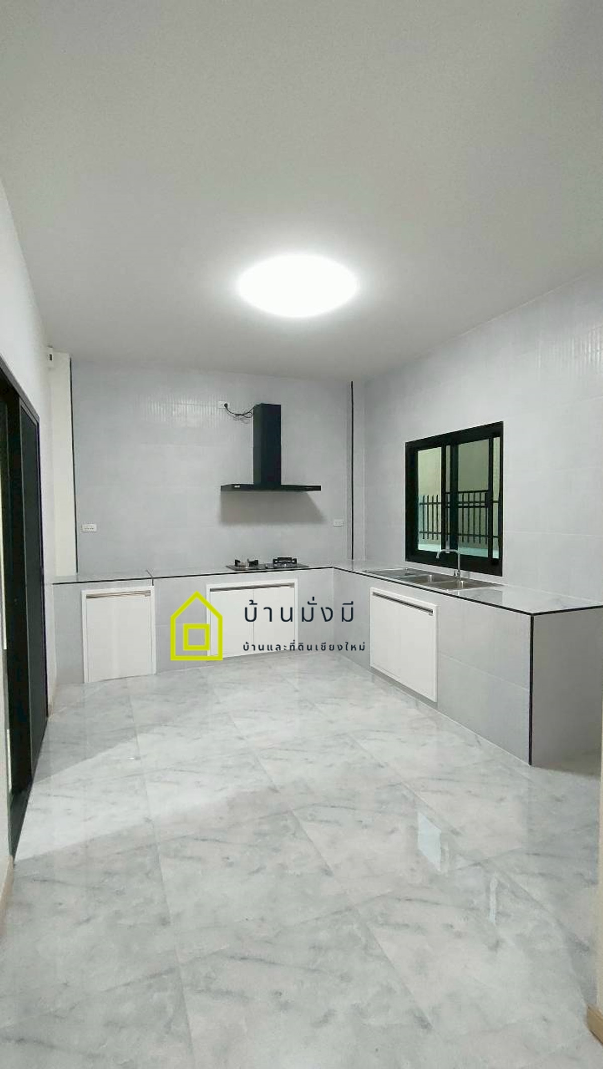 For SaleHouseChiang Mai : 2-story detached house near Maejo University (2 kilometers from Maejo University), Wat Mongkol Setthi intersection zone.