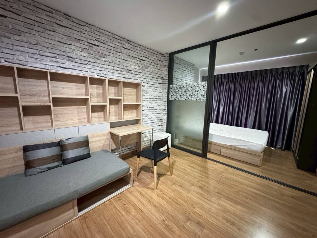 For RentCondoPinklao, Charansanitwong : 🔥Rare Item! The Tree Rio Bang-Aor
1 bedroom, river view + 1 car parking space, best value in this area.