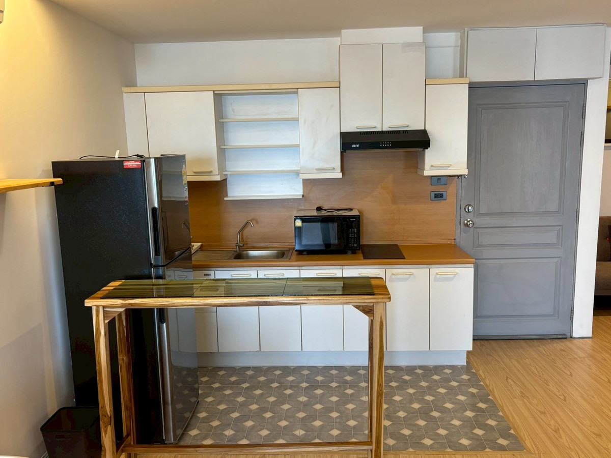 For RentCondoSukhumvit, Asoke, Thonglor : 🌆✨ Condo for Rent at The Waterford Diamond Sukhumvit 30/1 – Corner Unit with Stunning City View Bright, airy space with full natural light and a private balcony to enjoy the skyline every day 🫶