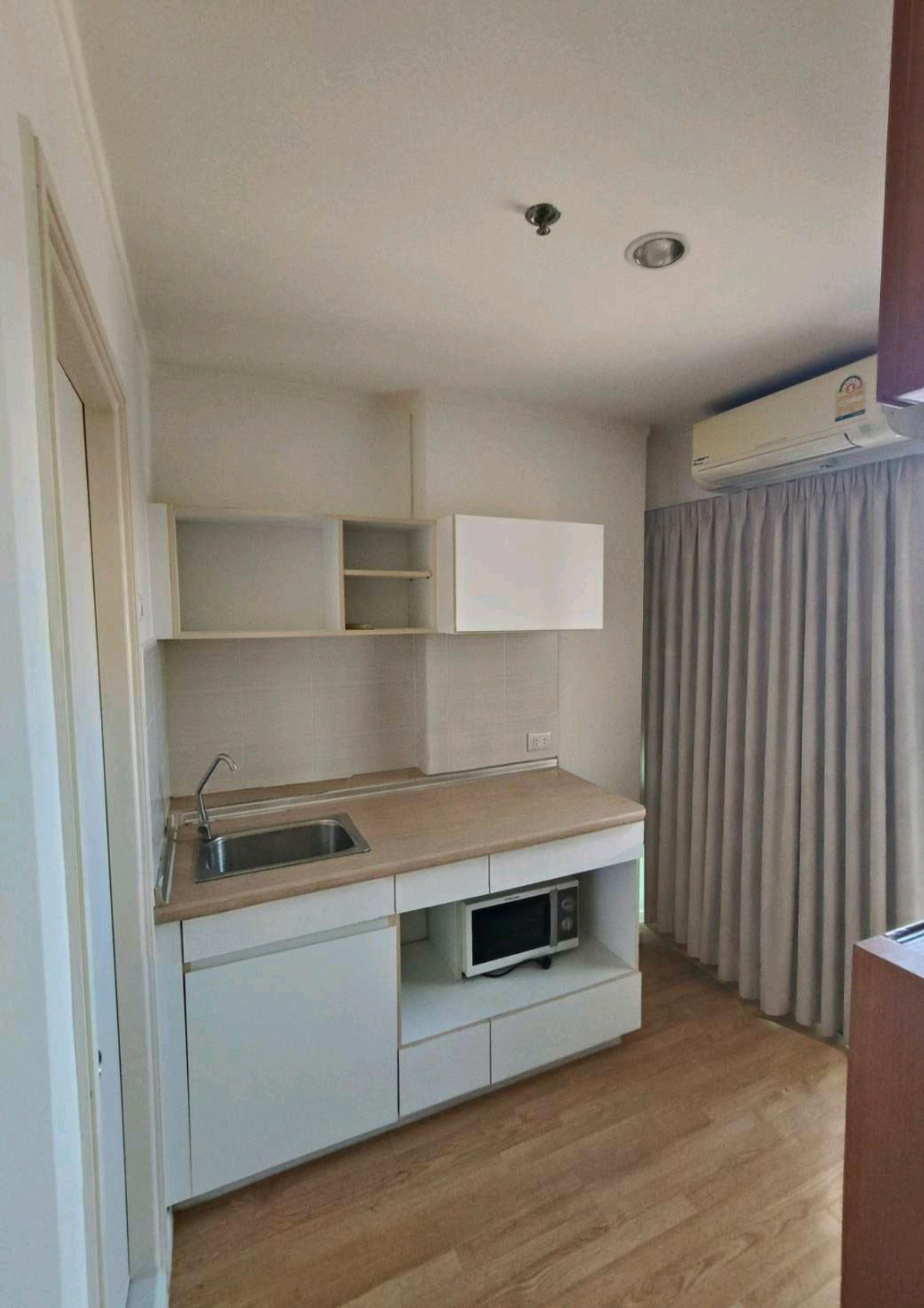 ให้เช่าคอนโดบางนา แบริ่ง ลาซาล : ให้เช่า ลุมพินี เมกะ ซิตี้ บางนา LPN mega city bangna 