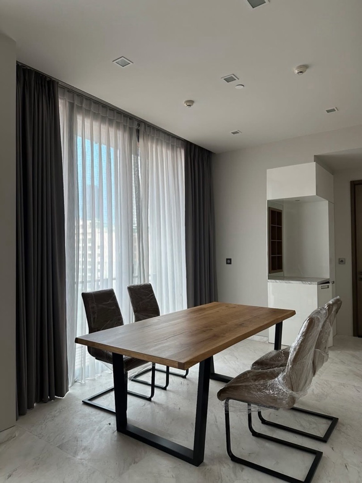 คอนโดสุขุมวิท อโศก ทองหล่อ : ขาย / เช่า คอนโด The Monument Thonglor 2 ห้องนอน 125 ตร.ม ใกล้ BTS ทองหล่อ คอนโดหรูขนาดใหญ่ ผลตอบแทนปล่อยเช่าสูง