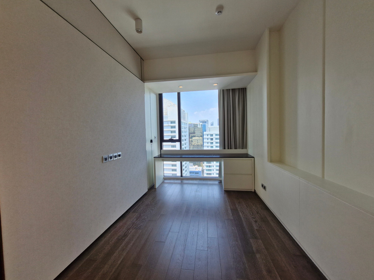 For RentCondoSukhumvit, Asoke, Thonglor : Highlights Unit Pet-friendly condominium close BTS Asoke