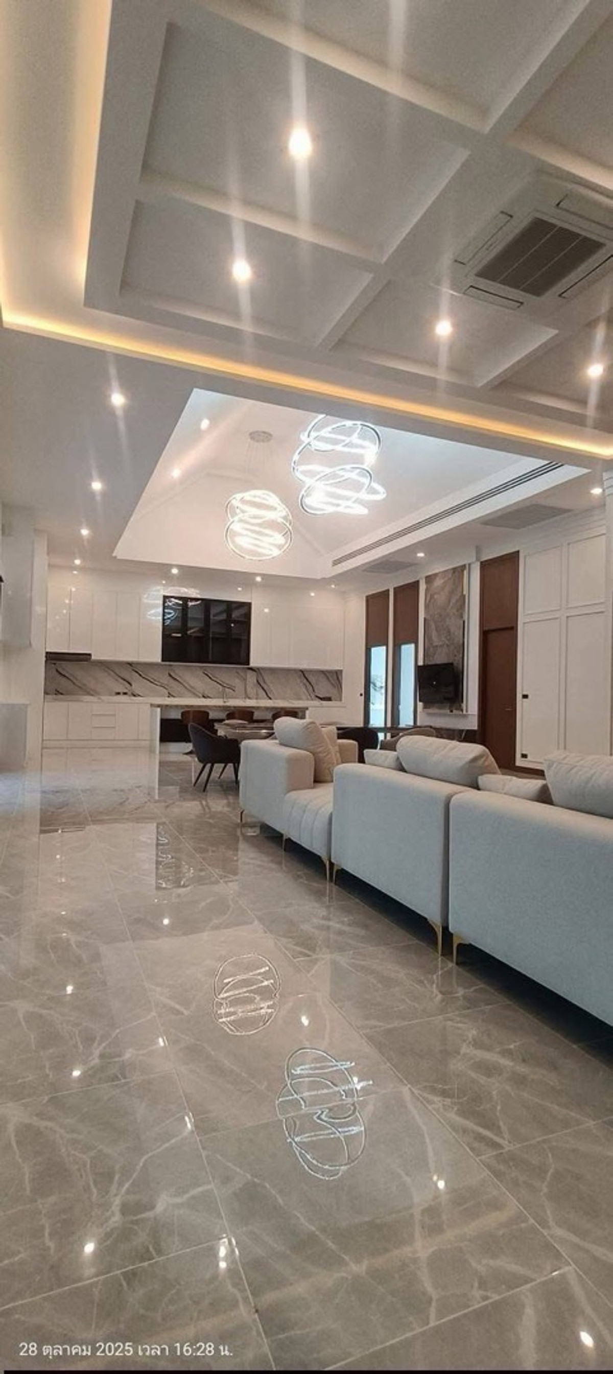 For SaleHousePattaya, Bangsaen, Chonburi : Luxury Pool Villa in Huai Yai Pattaya near Jomtien Beach, Fully Furnished with Private Pool and High Rental Yield 10.5% in EEC Growth Area  
