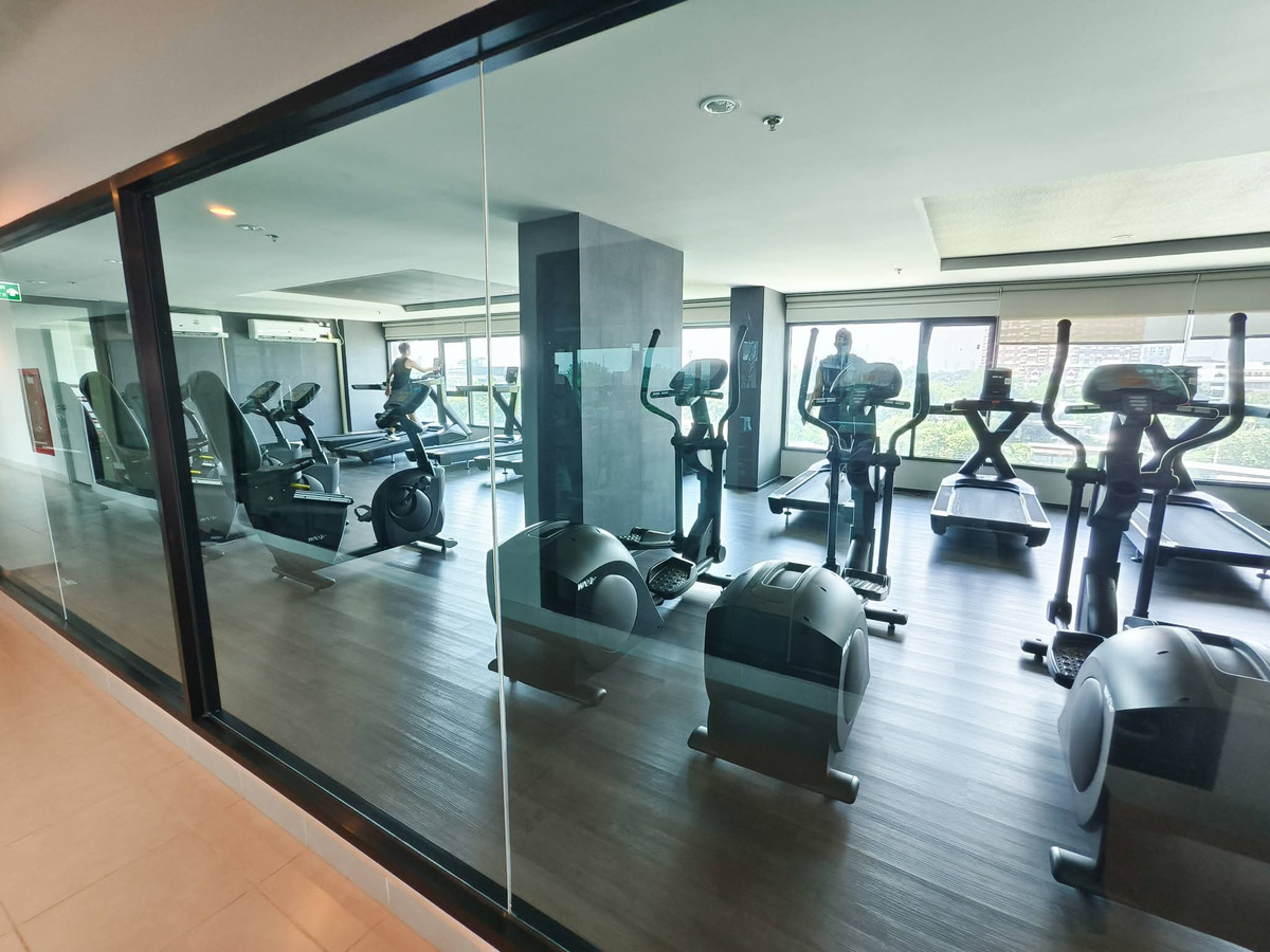 ให้เช่าคอนโดบางนา แบริ่ง ลาซาล : ให้เช่าคอนโด Regent Home Bangna BTS บางนาเพียง 350 เมตร เฟอร์ครบ พร้อมอยู่