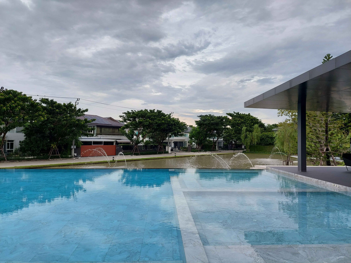 For RentHouseBangna, Bearing, Lasalle : Single-Detached House for Rent: Mantana 2 Bangna Km.7 near Mega Bangna