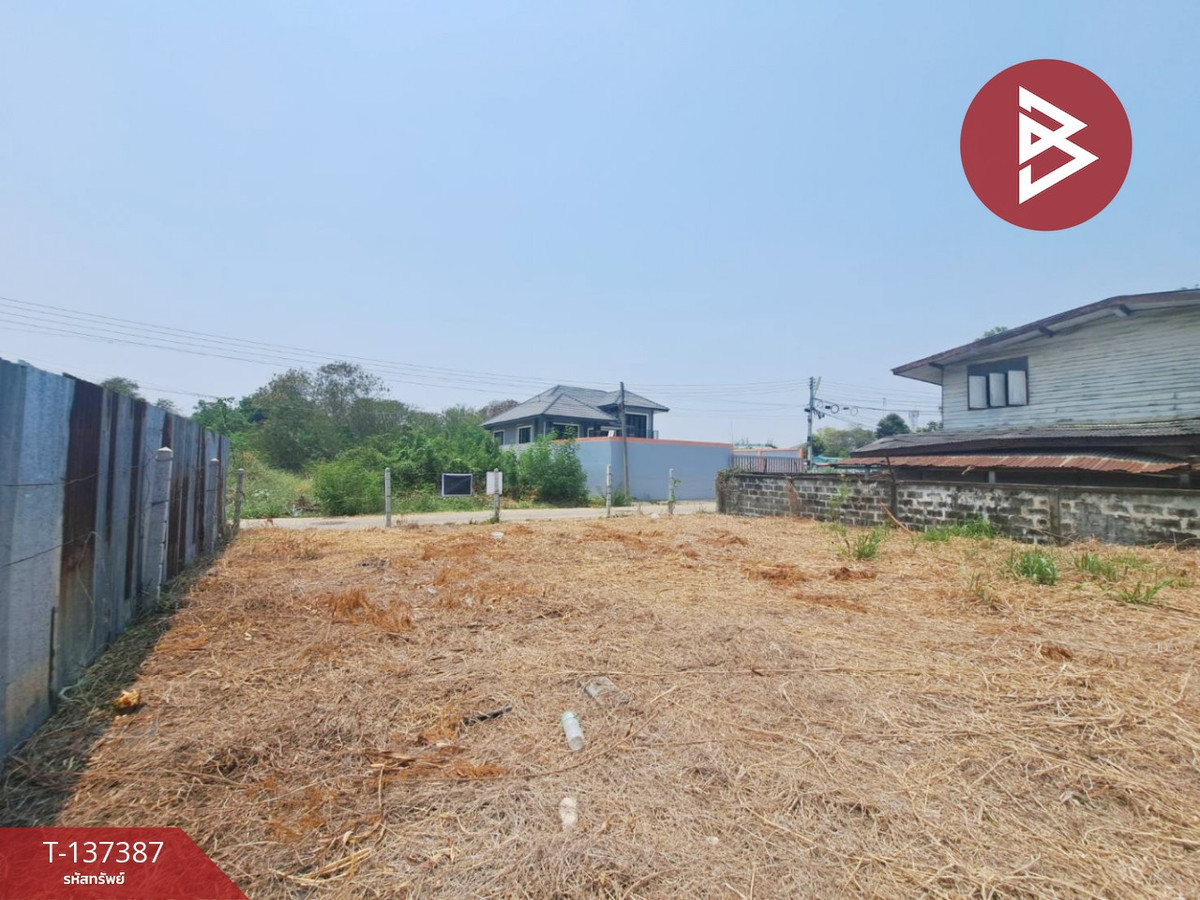 For SaleLandNakhon Sawan : Empty land for sale, area 99.6 square meters, Soi Bang Rak Resort, Nakhon Sawan.