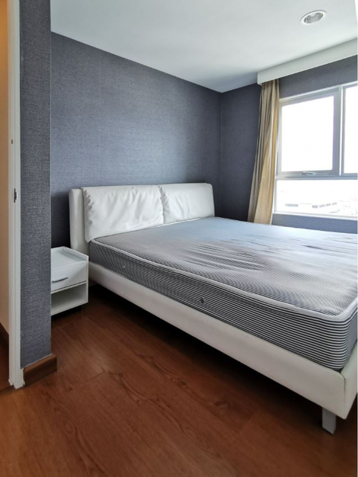 For RentCondoRama9, Petchburi, RCA : !! Beautiful room for rent, Belle Grand Rama 9 Condo, near MRT Rama 9.